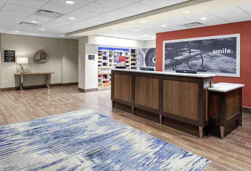 ホテル Hampton Inn & Suites Overland Park South