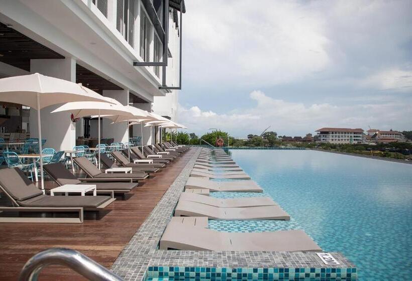 Hard Rock Hotel Desaru Coast