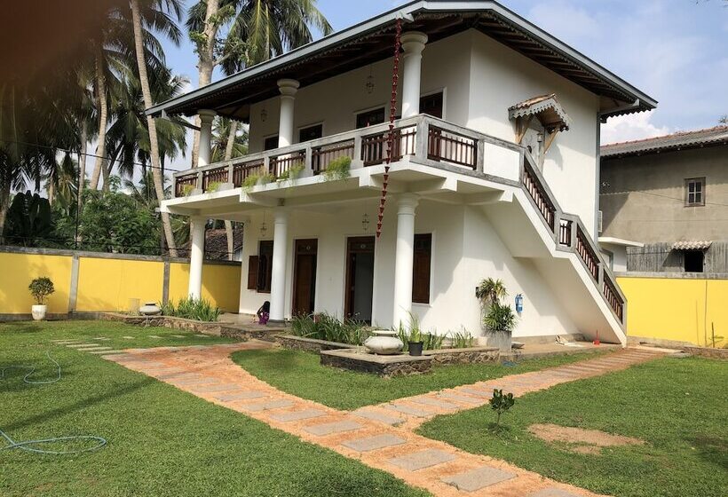 فندق Hiding Unawatuna