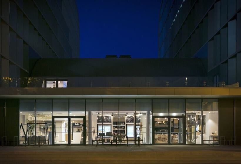 هتل Hilton Garden Inn Bordeaux Centre