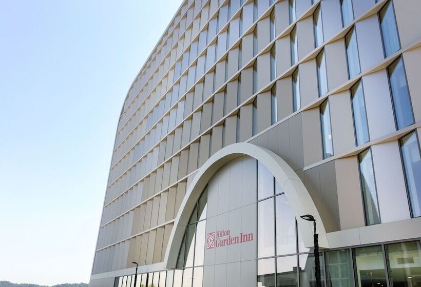 هتل Hilton Garden Inn Bordeaux Centre