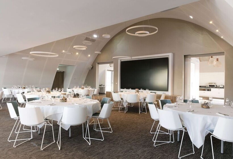 هتل Hilton Garden Inn Bordeaux Centre