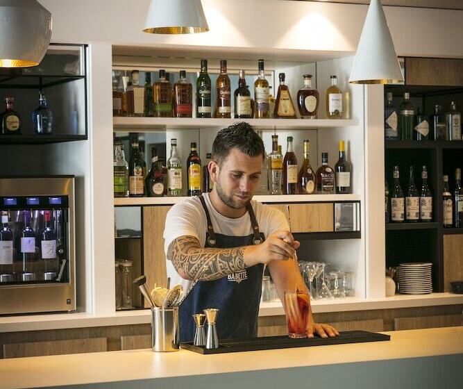 هتل Hilton Garden Inn Bordeaux Centre