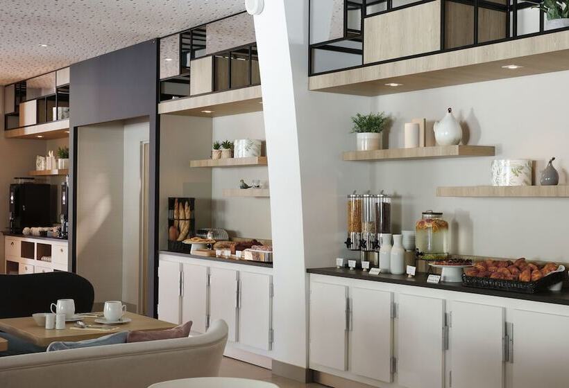 هتل Hilton Garden Inn Bordeaux Centre