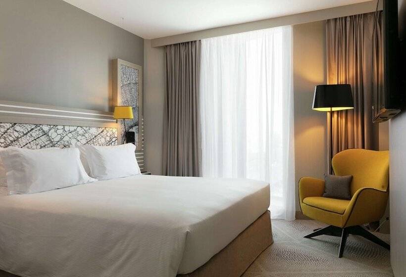 هتل Hilton Garden Inn Bordeaux Centre