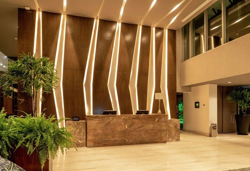 هتل Hilton Garden Inn Chihuahua