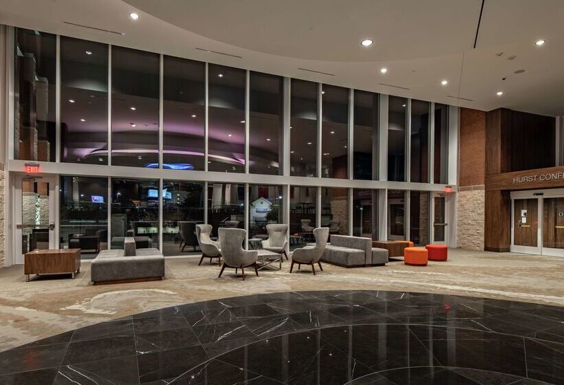 בית מלון כפרי Hilton Garden Inn Dallas  At Hurst Conference Center