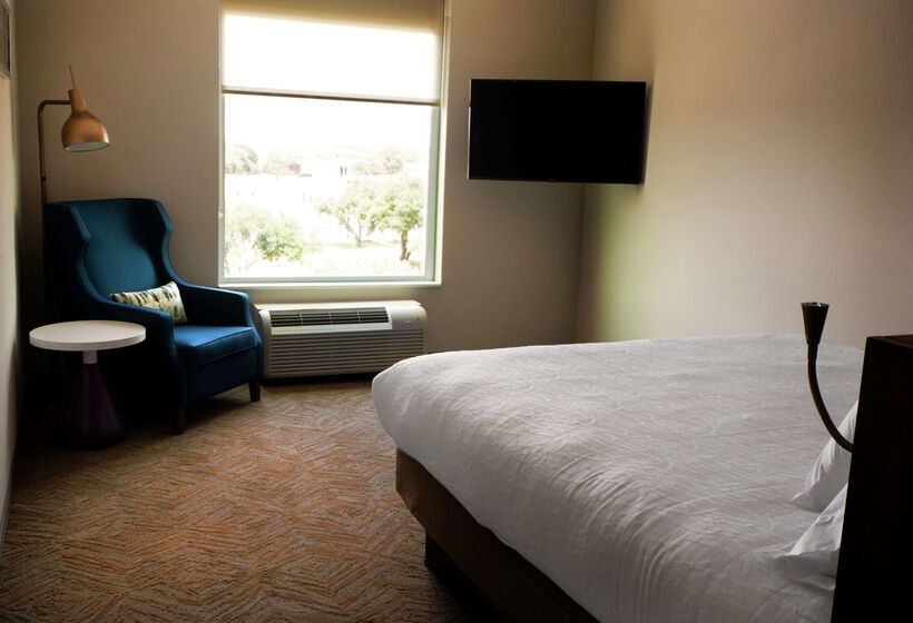 בית מלון כפרי Hilton Garden Inn Dallas  At Hurst Conference Center