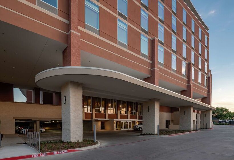 בית מלון כפרי Hilton Garden Inn Dallas  At Hurst Conference Center