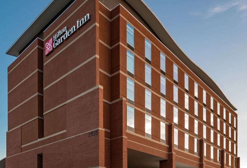 בית מלון כפרי Hilton Garden Inn Dallas  At Hurst Conference Center