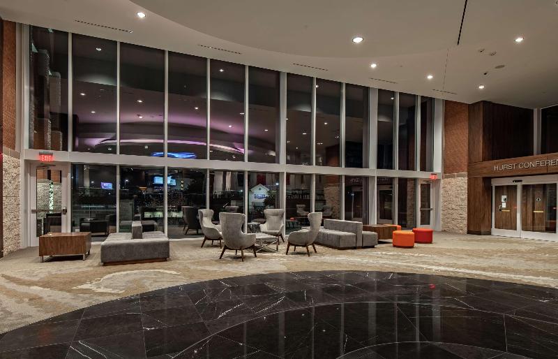 בית מלון כפרי Hilton Garden Inn Dallas  At Hurst Conference Center