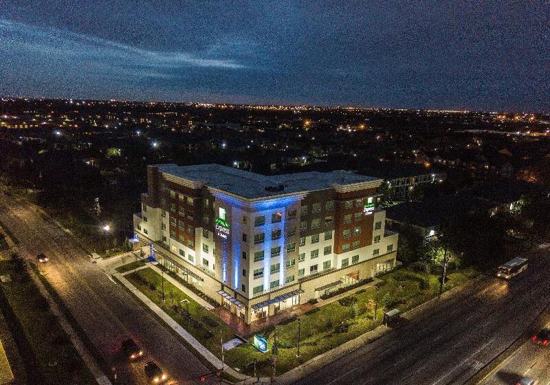 Отель Holiday Inn Express & Suites Houston Westchase Westheimer, An Ihg