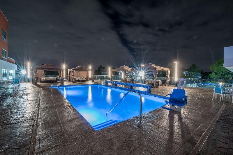 Отель Holiday Inn Express & Suites Houston Westchase Westheimer, An Ihg