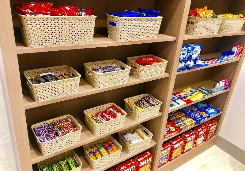 호텔 Holiday Inn Express & Suites Raleigh Airport   Brier Creek, An Ihg