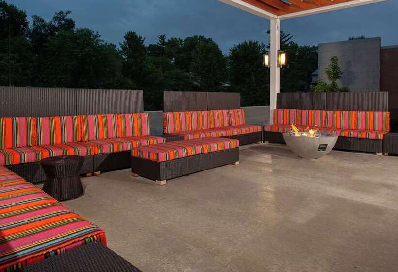 ホテル Home2 Suites By Hilton Bloomington