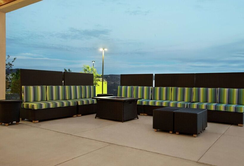 هتل Home2 Suites By Hilton Elko