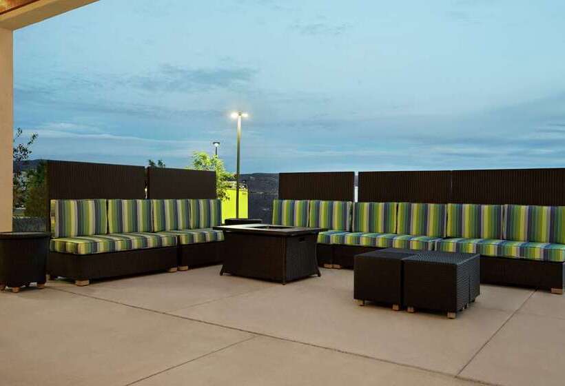 هتل Home2 Suites By Hilton Elko