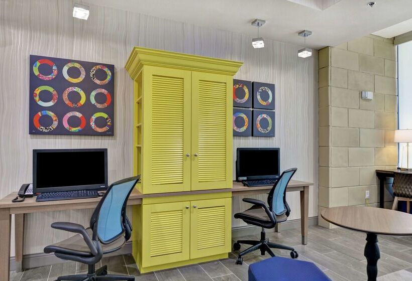 בית מלון כפרי Home2 Suites By Hilton Mckinney
