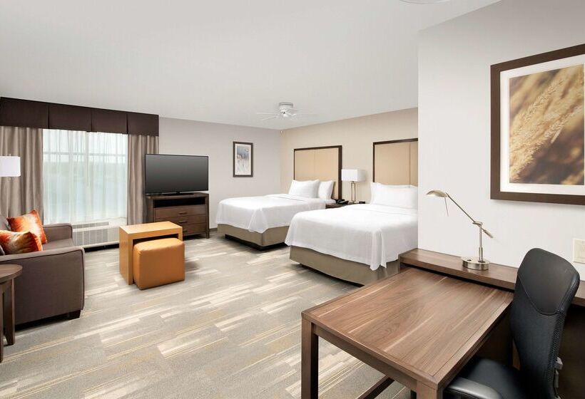 בית מלון כפרי Homewood Suites By Hilton Kansas City Speedway