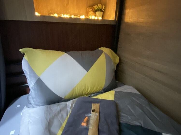 هتل Hong Kong Hostel