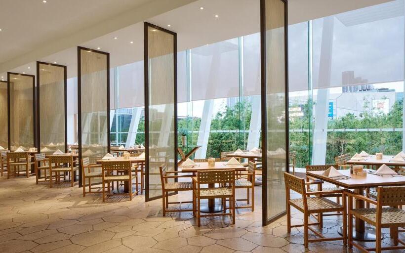 호텔 Hualuxe Ningbo Harbor City, An Ihg