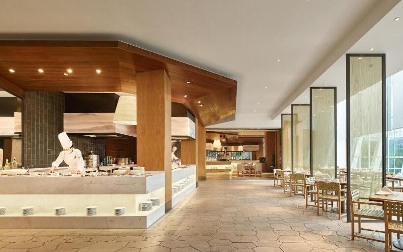 호텔 Hualuxe Ningbo Harbor City, An Ihg