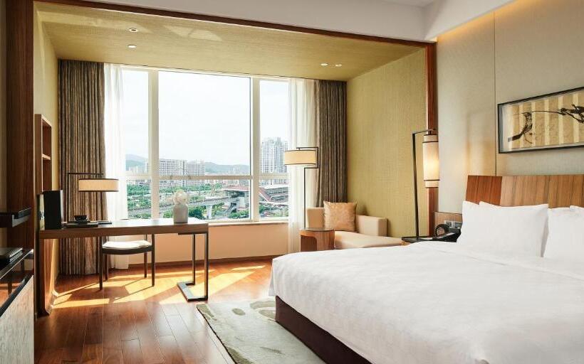 호텔 Hualuxe Ningbo Harbor City, An Ihg