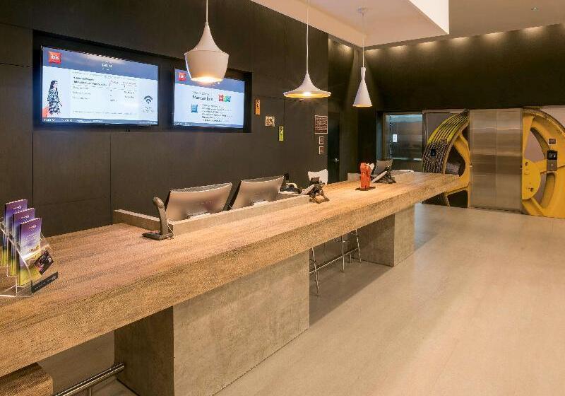 호텔 Ibis Cali Granada