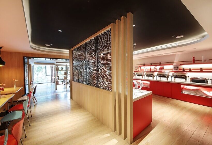 호텔 Ibis Chengdu Meizhou Center