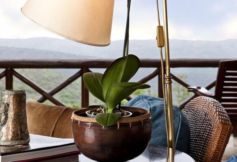 ホテル Izingwe Lodge