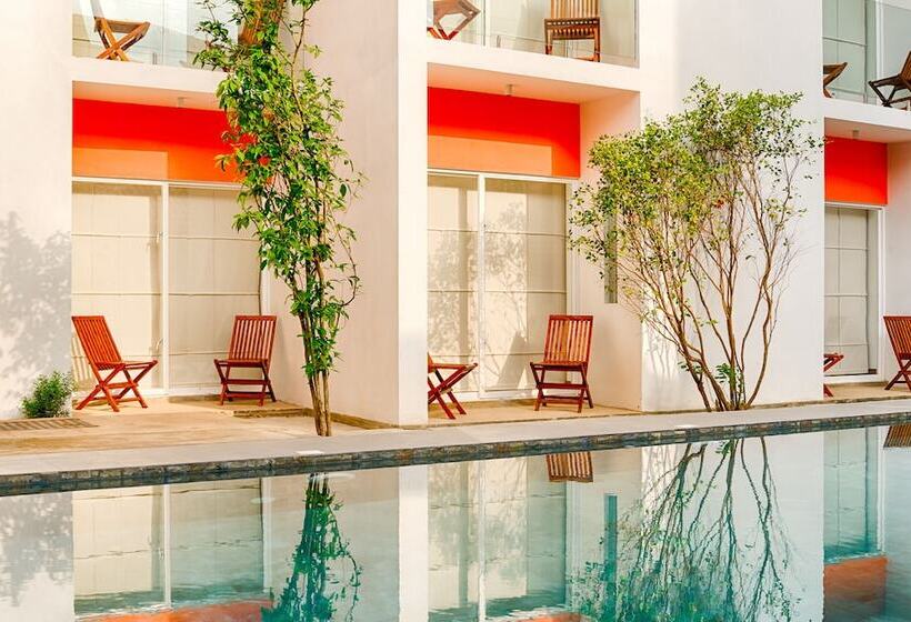 בית מלון כפרי J, Unawatuna