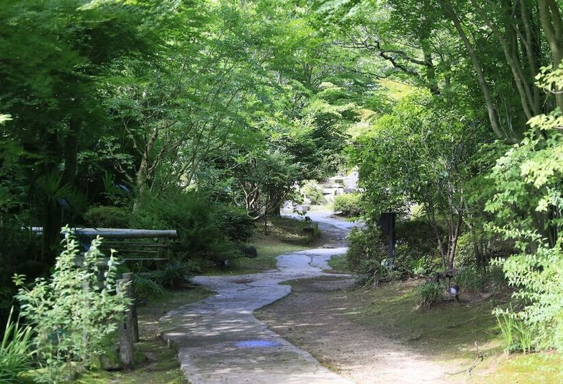 Отель Kamogawaso