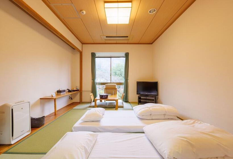 Отель Kamogawaso