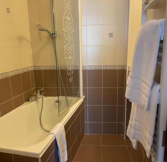 酒店 La Vieille Auberge