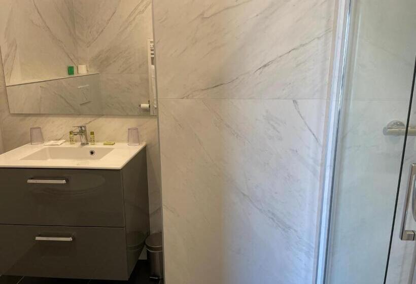 酒店 La Vieille Auberge