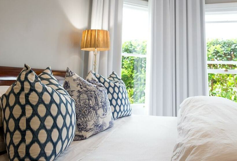 호텔 Lexden Guesthouse