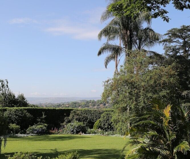 호텔 Lexden Guesthouse