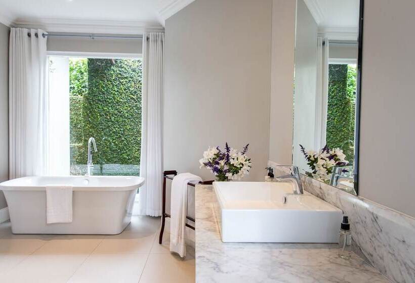 호텔 Lexden Guesthouse