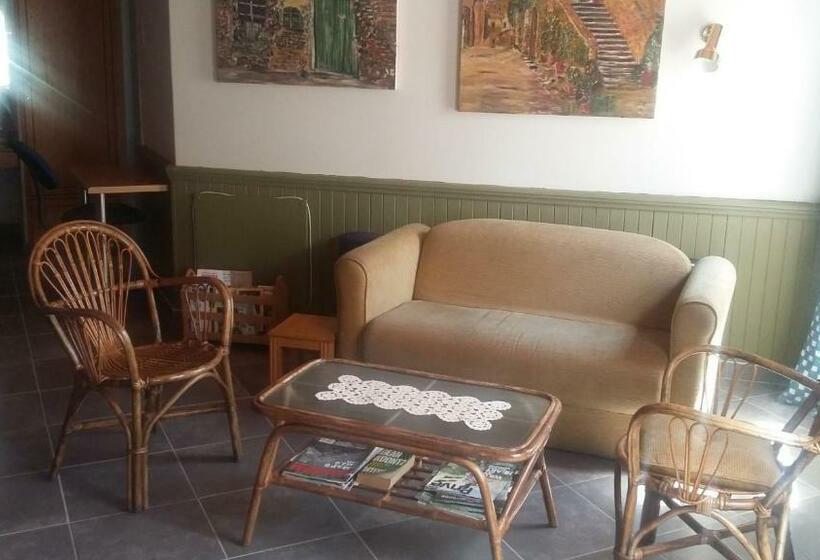 ホテル Like A Rock