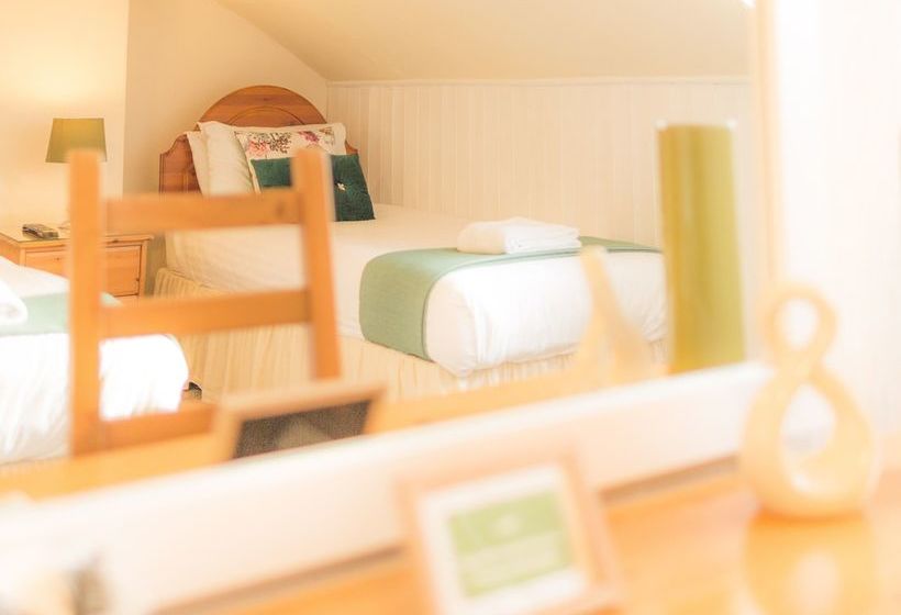 בית מלון כפרי Lowdens Guest House