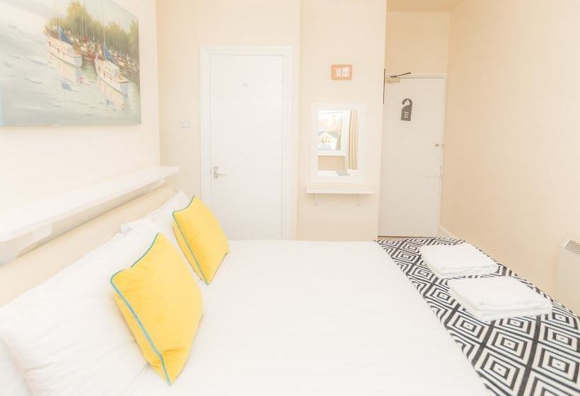 בית מלון כפרי Lowdens Guest House