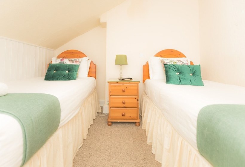 בית מלון כפרי Lowdens Guest House