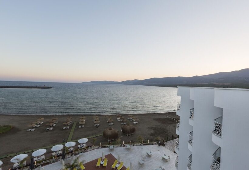 בית מלון כפרי Marpessa Blue Beach Resort & Spa