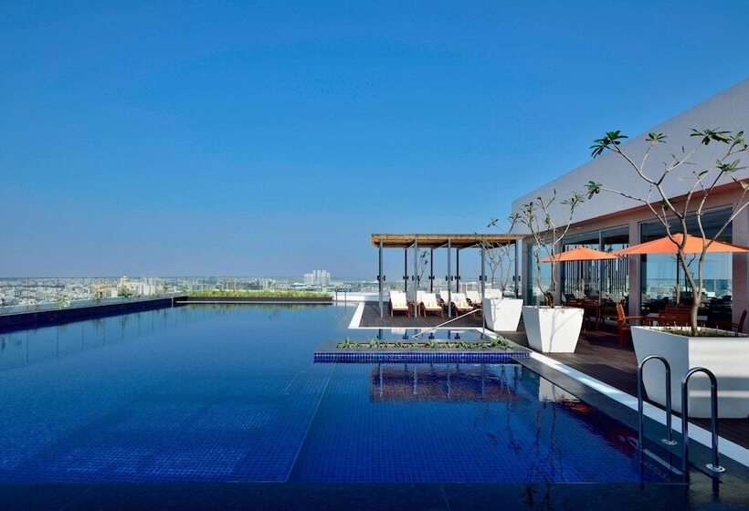 호텔 Marriott Executive Apartments Hyderabad