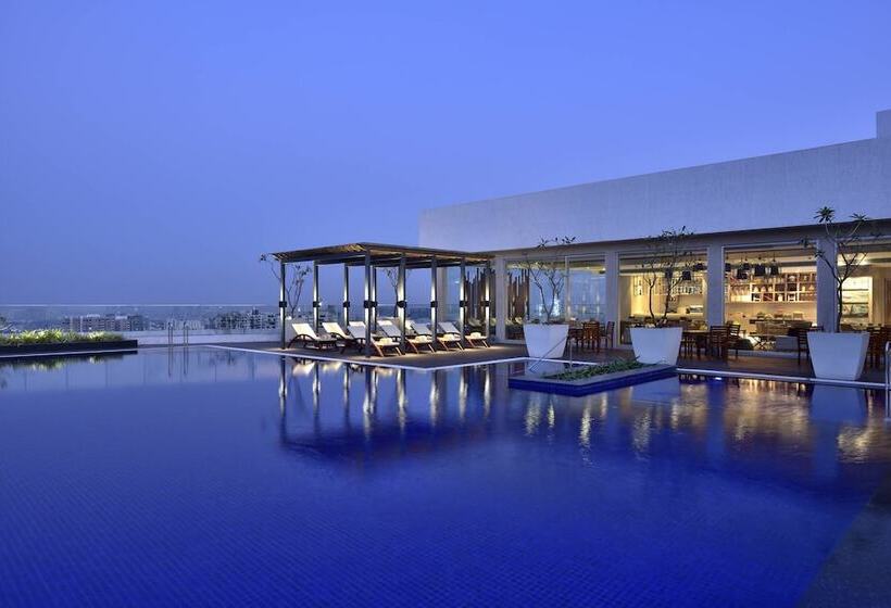 호텔 Marriott Executive Apartments Hyderabad