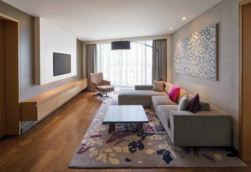 호텔 Marriott Executive Apartments Hyderabad