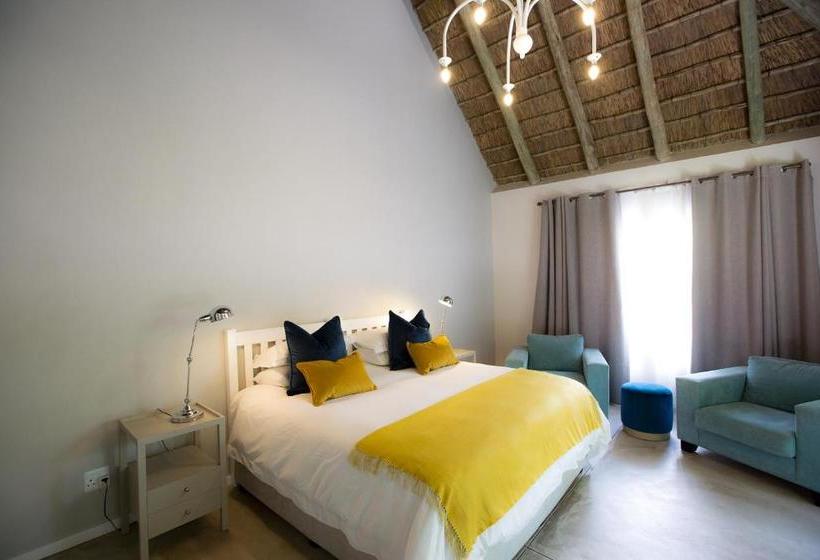 ホテル Maya Manor