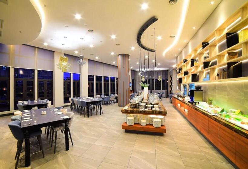 Отель Mercure Selangor Selayang