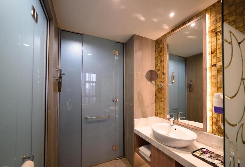 هتل Mercure Selangor Selayang