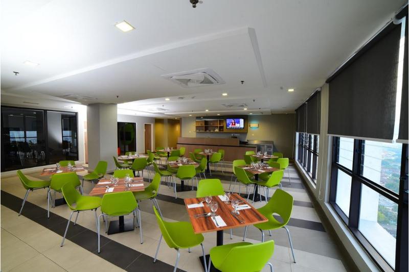 هتل Mercure Selangor Selayang